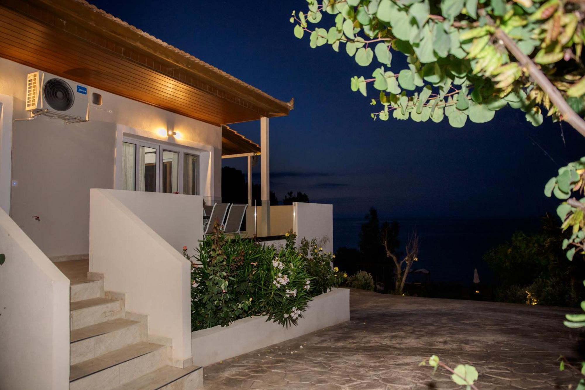 Villa Angelina อาลีเกส ภายนอก รูปภาพ