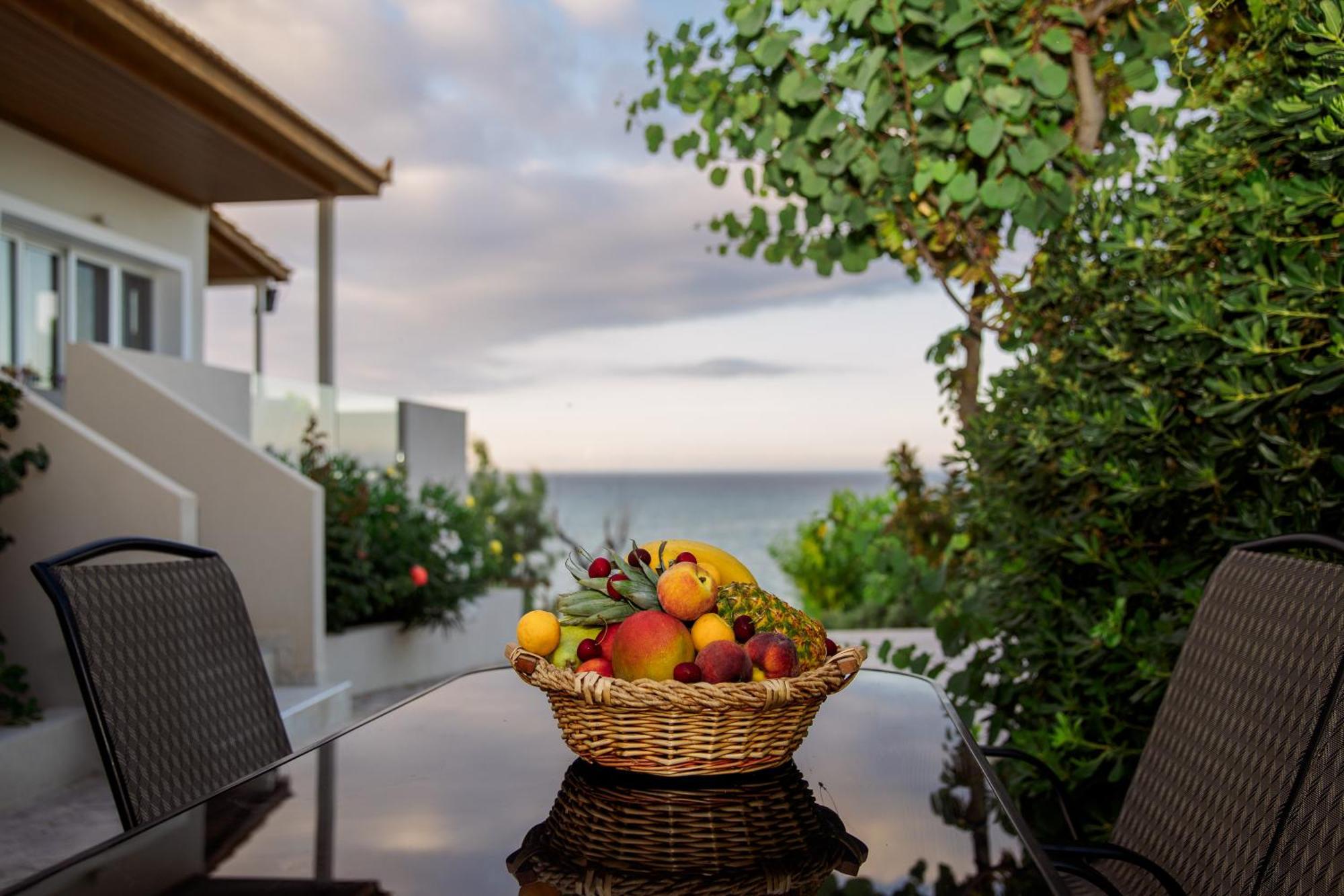 Villa Angelina อาลีเกส ภายนอก รูปภาพ