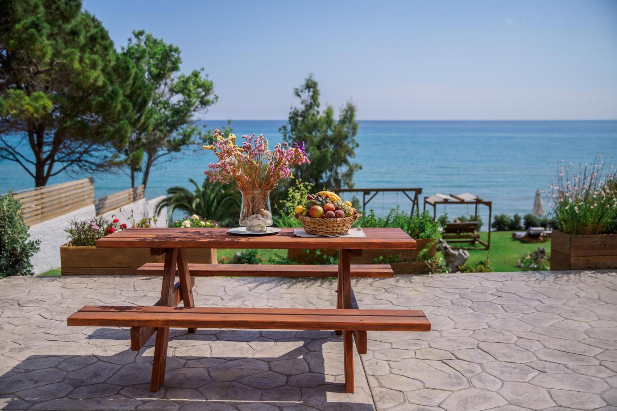 Villa Angelina อาลีเกส ภายนอก รูปภาพ